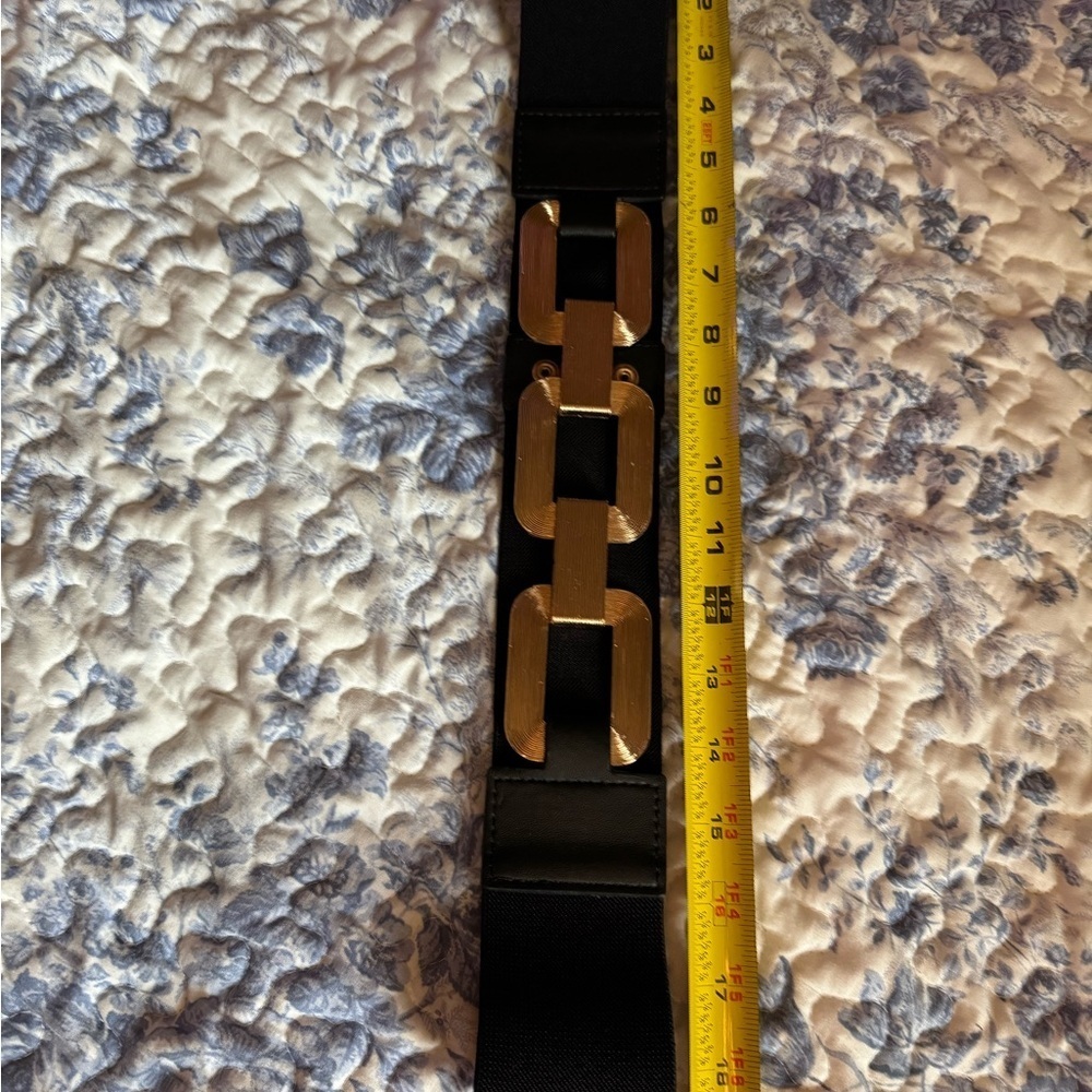 Black Belt with Gold Chain Accent - Picture 4 of 7